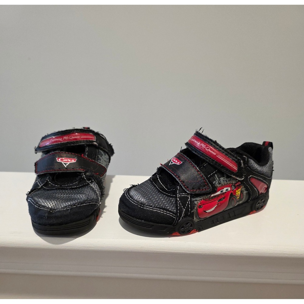 Kid's Disney Pixar Cars Lightning McQueen Black Red Sneakers Boys Sz 11 28037721